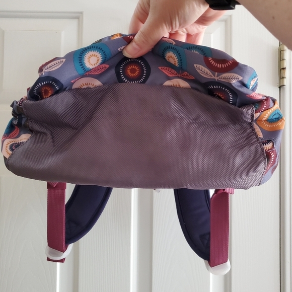 NWT Garnet Hill Kids Signature Eco backpack Flower Pring - Picture 9 of 9